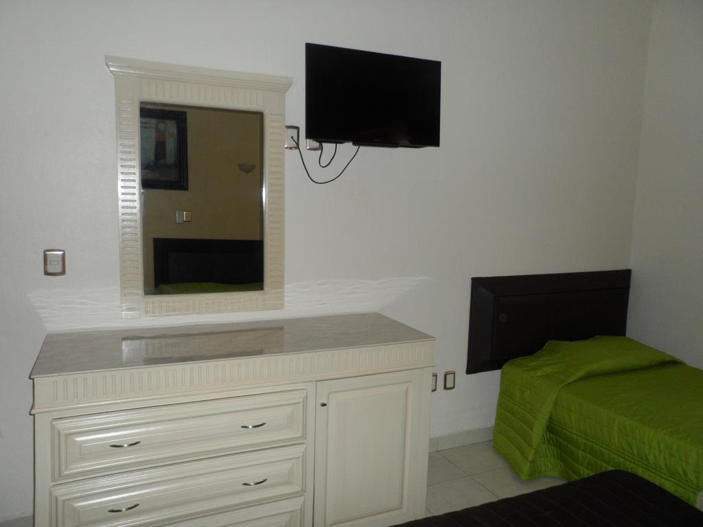 Hotel Fernando Tuxtla Gutiérrez الغرفة الصورة